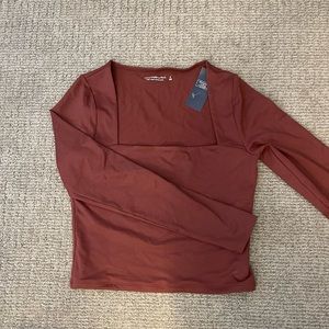 Abercrombie super soft cropped long sleeve, NWT